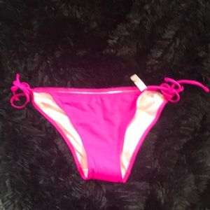 Victoria’s Secret string bottoms NWT!